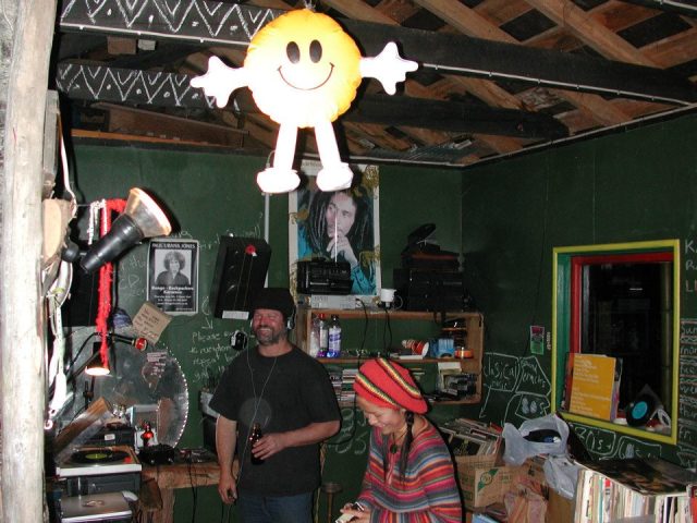 549759_465741923472739_1025271870_n