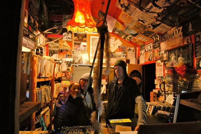 66393_441165745930357_1144629461_n