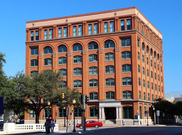 dallas-book_depository